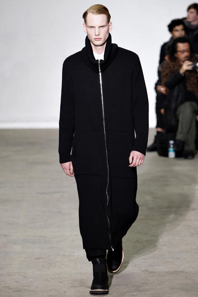 Kris Van Assche Fall 2011 | Paris Fashion Week – The Fashionisto