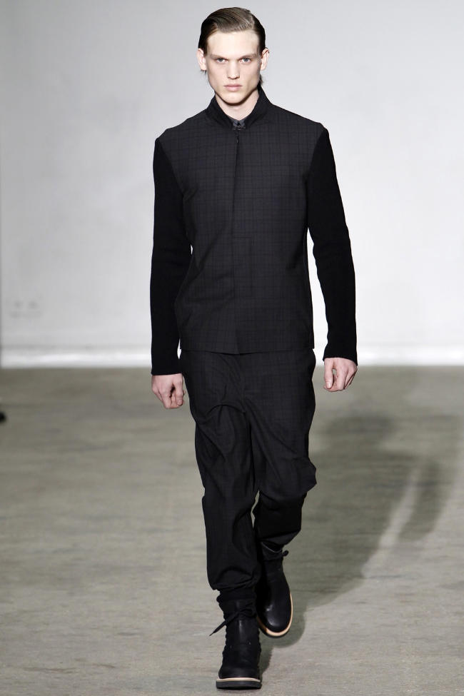 Kris Van Assche Fall 2011 | Paris Fashion Week – The Fashionisto