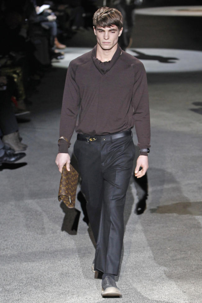 Louis Vuitton Fall 2011 | Paris Fashion Week – The Fashionisto