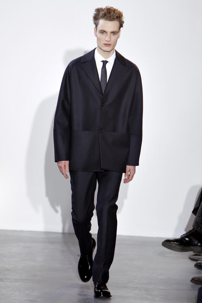 Raf Simons Fall 2011 | Paris Fashion Week – The Fashionisto