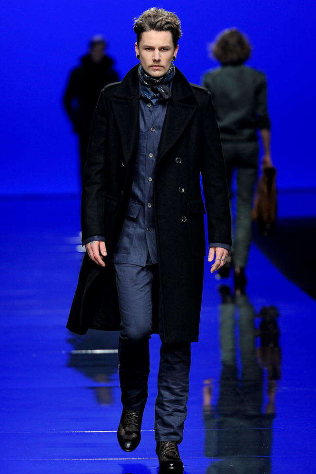 Roberto Cavalli Fall 2011 | Milan Fashion Week – The Fashionisto