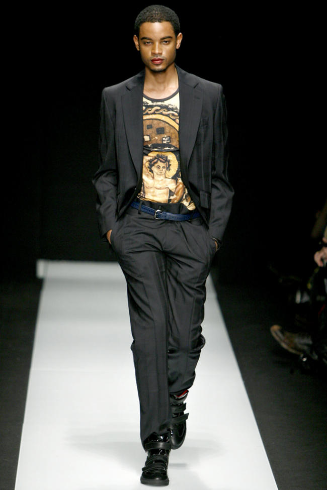 Vivienne Westwood Fall 2011 | Milan Fashion Week