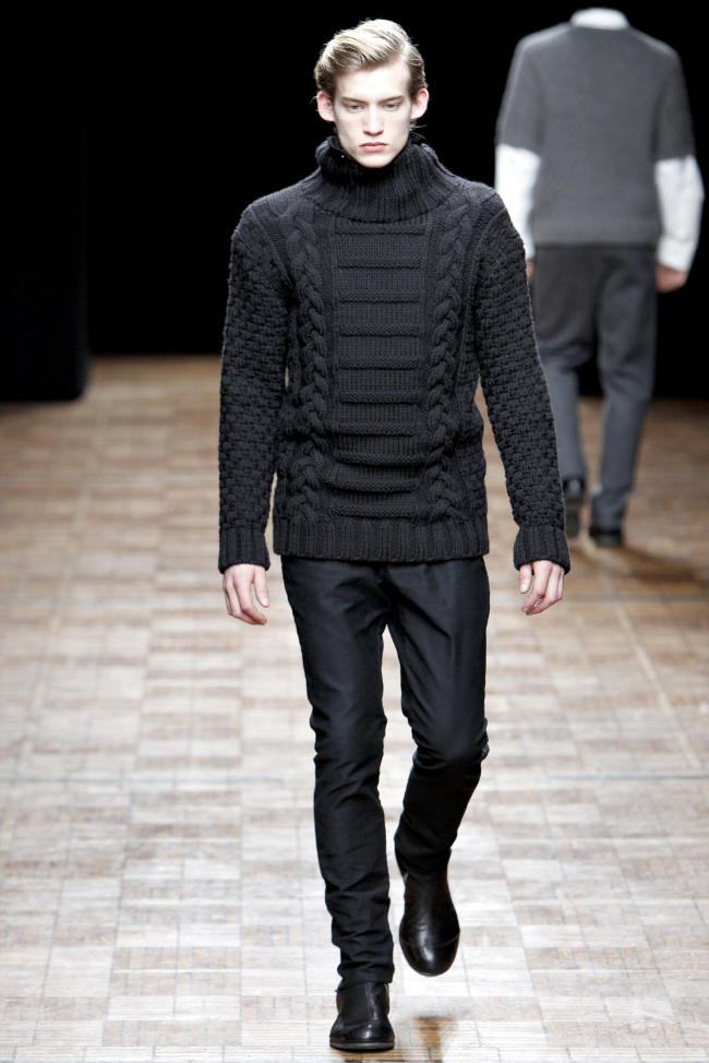 Yigal Azrouël Fall 2011 | Paris Fashion Week – The Fashionisto