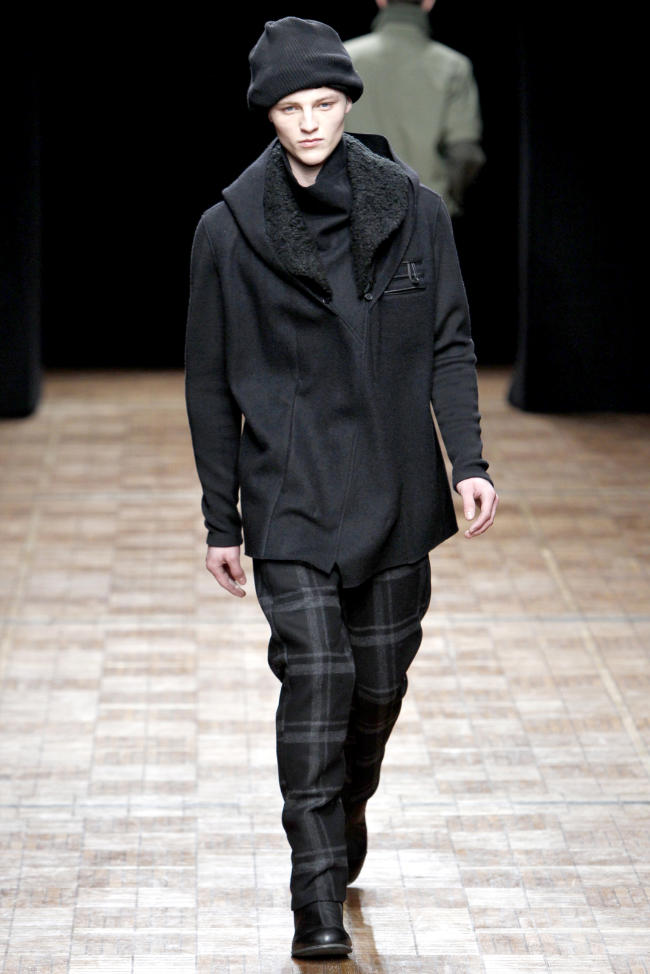 Yigal Azrouël Fall 2011 | Paris Fashion Week – The Fashionisto