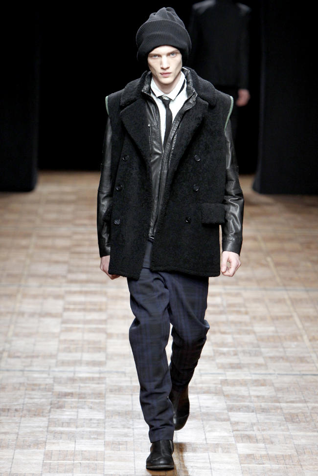 Yigal Azrouël Fall 2011 | Paris Fashion Week – The Fashionisto