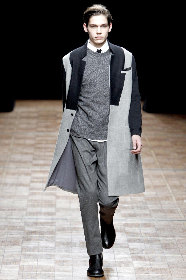 Yigal Azrouël Fall 2011 | Paris Fashion Week – The Fashionisto