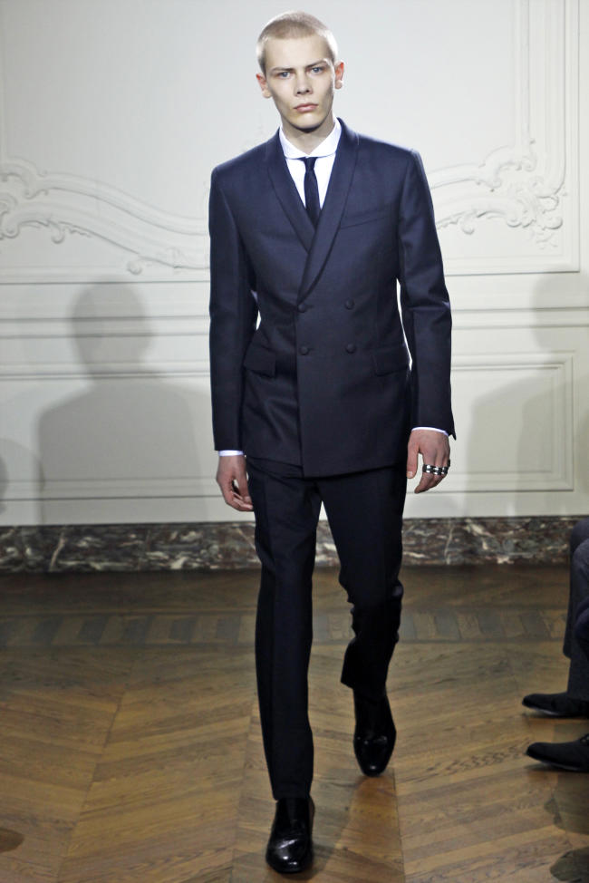 Yves Saint Laurent Fall 2011 | Paris Fashion Week – The Fashionisto