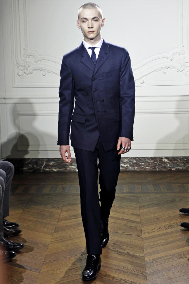 Yves Saint Laurent Fall 2011 | Paris Fashion Week – The Fashionisto