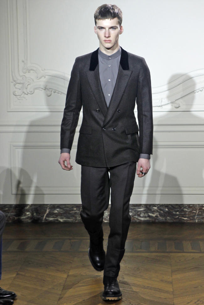 Yves Saint Laurent Fall 2011 | Paris Fashion Week – The Fashionisto